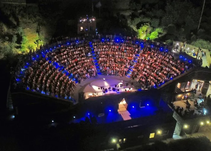 Kontos-traditional House In *